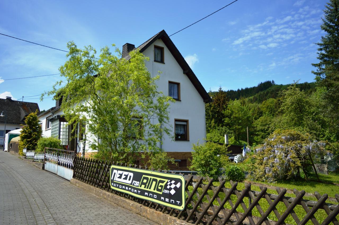 Franky House Am Nuerburgring Bed and Breakfast Quiddelbach Εξωτερικό φωτογραφία