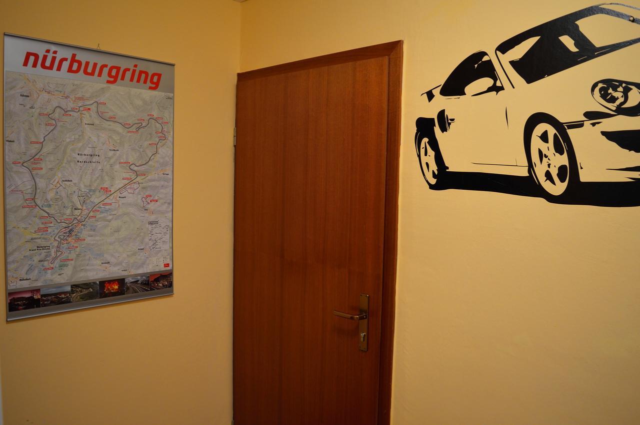 Franky House Am Nuerburgring Bed and Breakfast Quiddelbach Εξωτερικό φωτογραφία